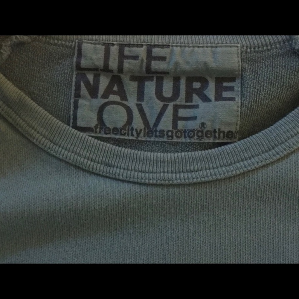 Freecity Raglan Sweatshirt.  Size Small. - Picture 4 of 4